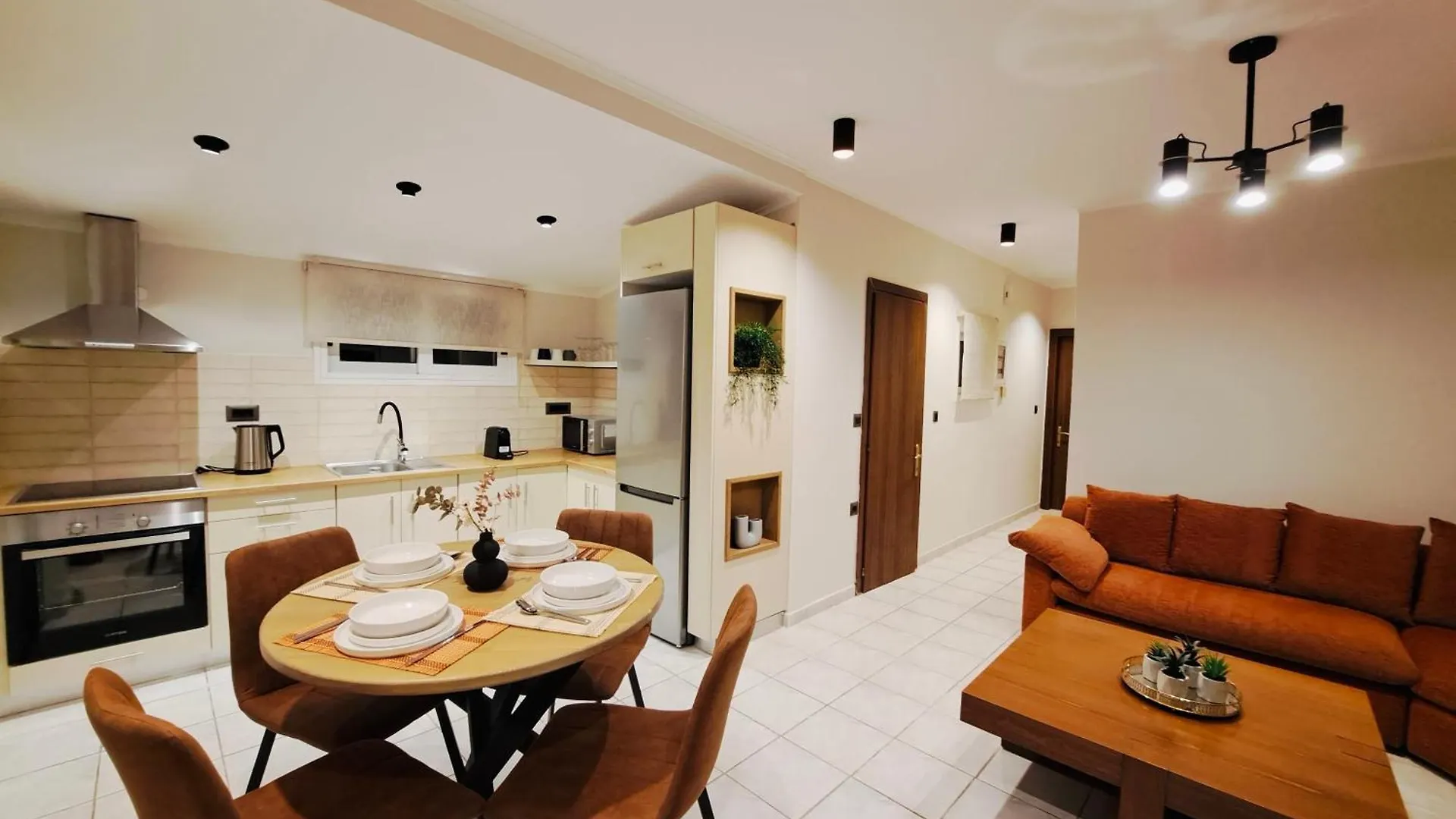 Solomos Family House location